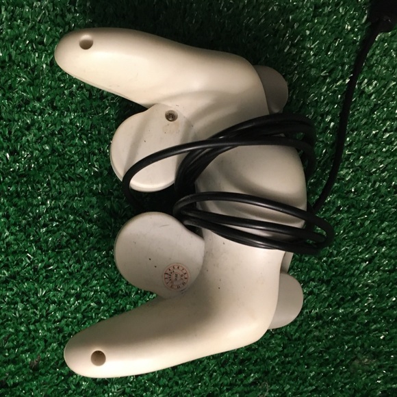 Used game controller - Picture 3 of 4